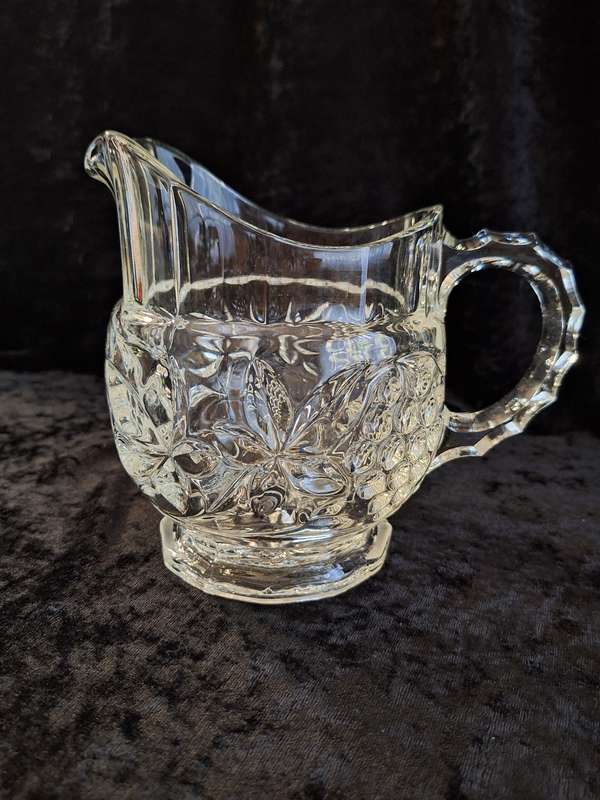 Stunning 1950's Vintage Pressed Glass Jug.