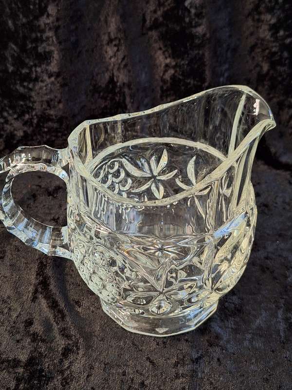 Stunning 1950's Vintage Pressed Glass Jug.