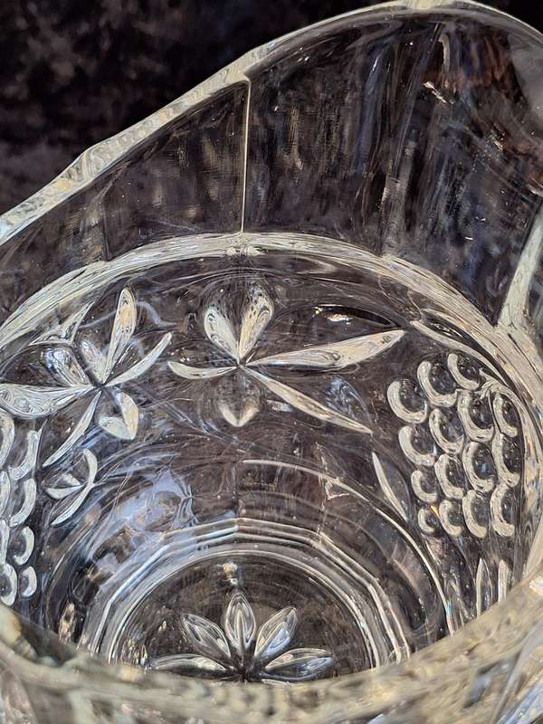 Stunning 1950's Vintage Pressed Glass Jug.