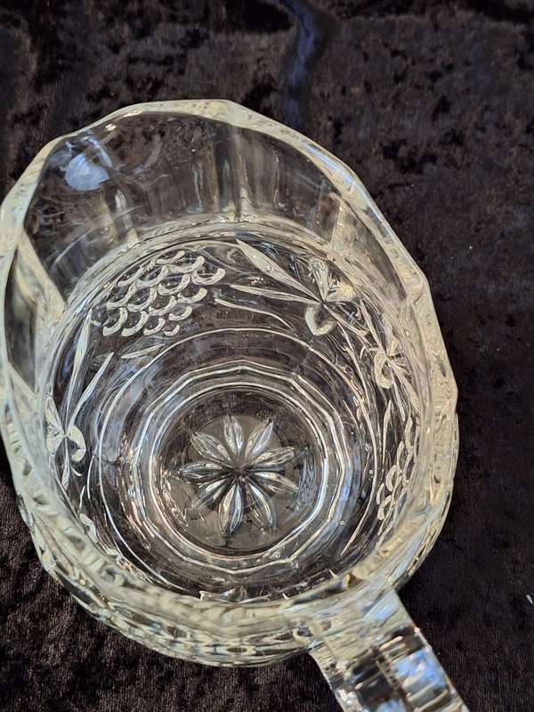Stunning 1950's Vintage Pressed Glass Jug.