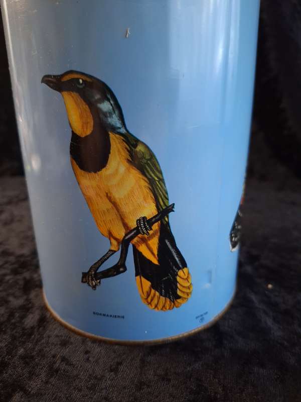 Vintage Koffiehuis S.A. Birds Coffee Tin.