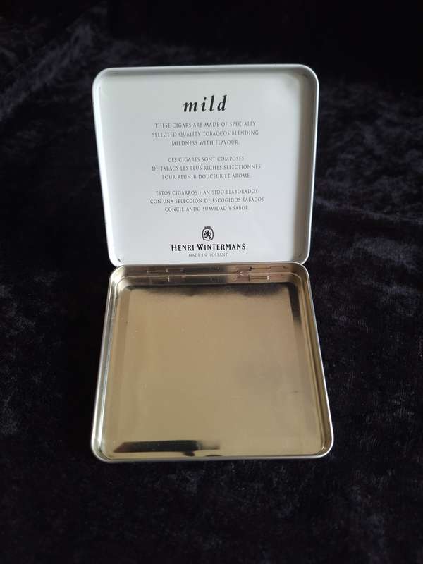 Vintage Crème Mild Cigar Tin