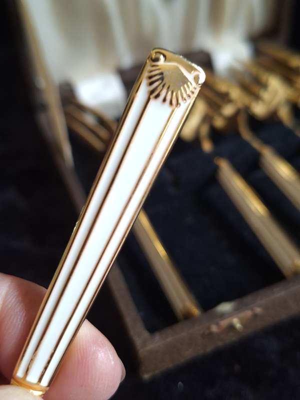 Vintage Art-Deco Style Gold-Plated Cake Forks. (Ebco)