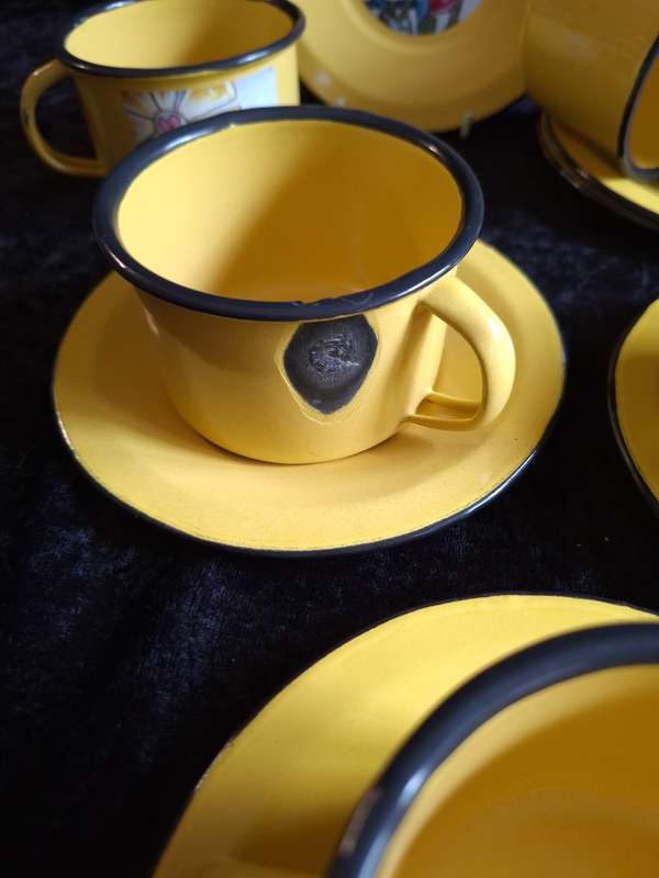 Beautiful Set of 6 Vintage Enamel Duo's - B.