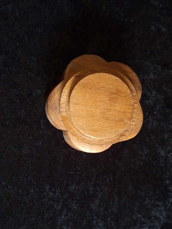 Small Wooden Vinatage Trinket Box