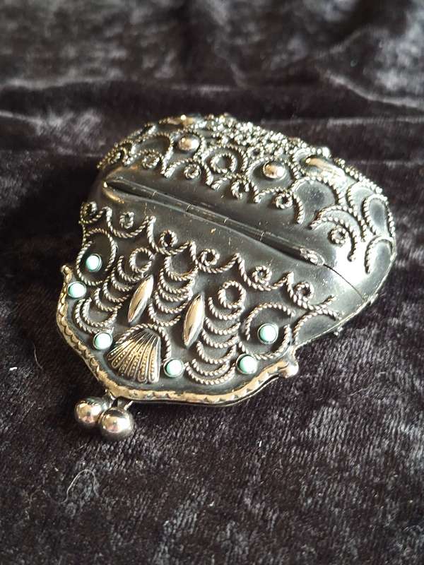 Vintage Styled Jewlery box for your Handbag