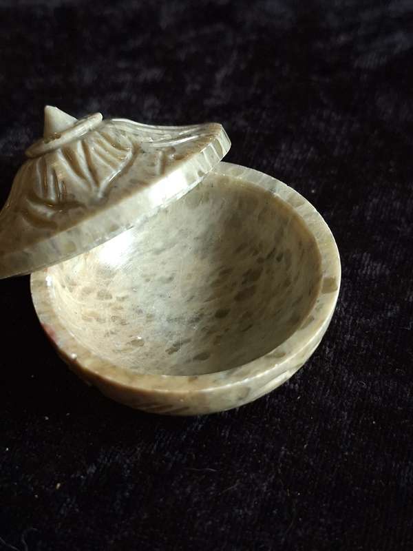 Vintage Indian Hand Carved Soapstone Trinket