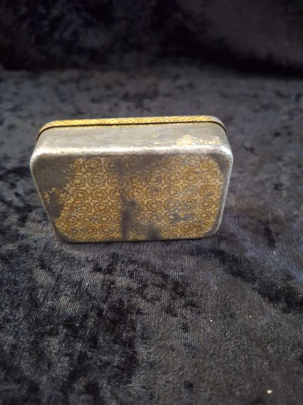 Vintage " The Ladys Own Toilet Pin Box" Tin
