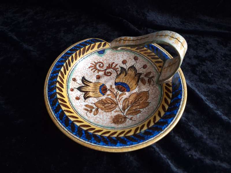 Stunning Vintage Gouda Bowl