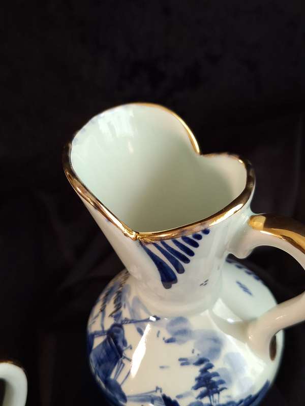 Stunning Vintage Pair of Delft Pitchers