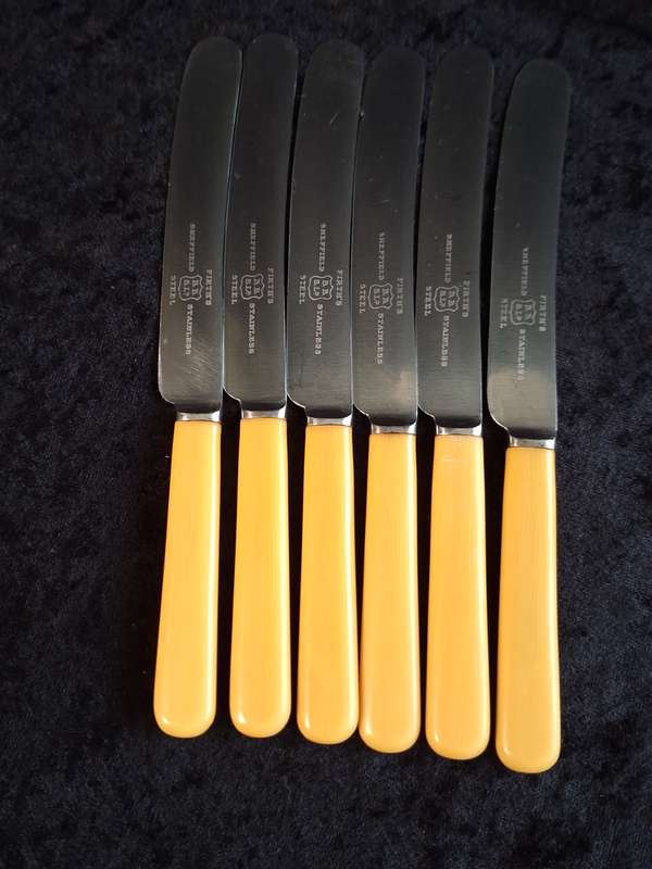 Vintage Set of 6 Firth's Sheffield Stainless-Steel Entrée Knifes (Faux Bone Handles)