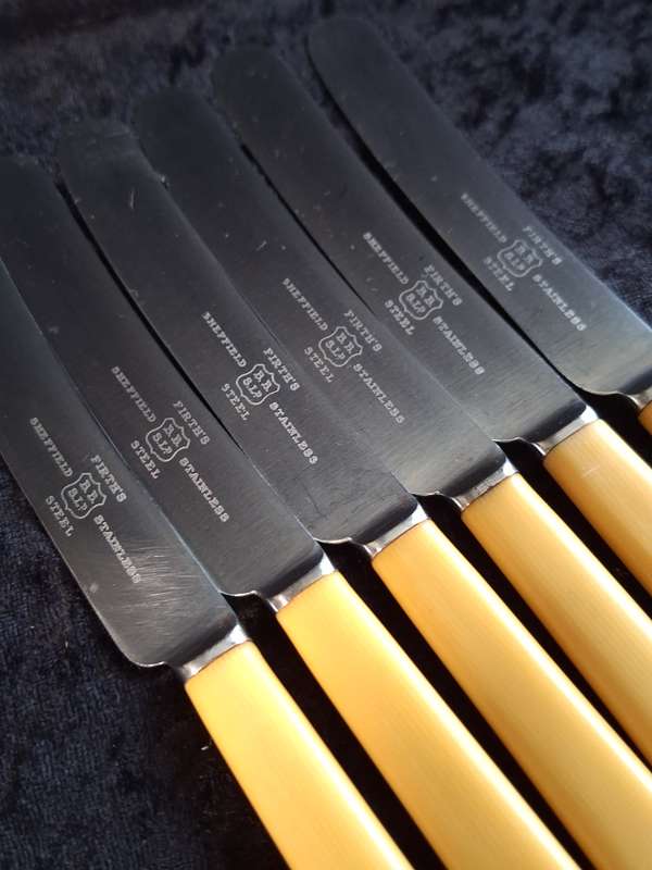 Vintage Set of 6 Firth's Sheffield Stainless-Steel Entrée Knifes (Faux Bone Handles)