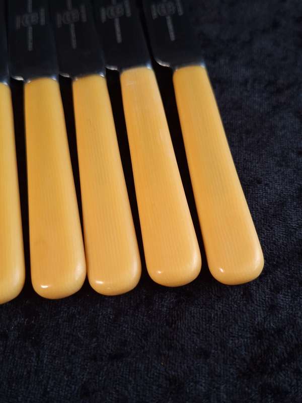 Vintage Set of 6 Firth's Sheffield Stainless-Steel Entrée Knifes (Faux Bone Handles)