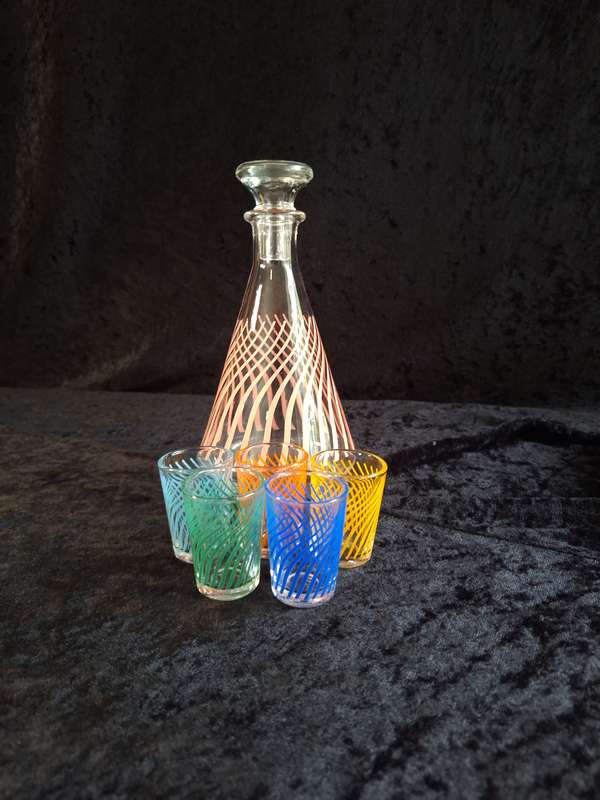 Stunning Vintage Retro French Liquor Decanter Set (5 Glasses only)