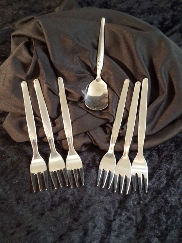 Vintage Set of 6 Stainless Steel Cake Forks & Sugar Spoon Set.