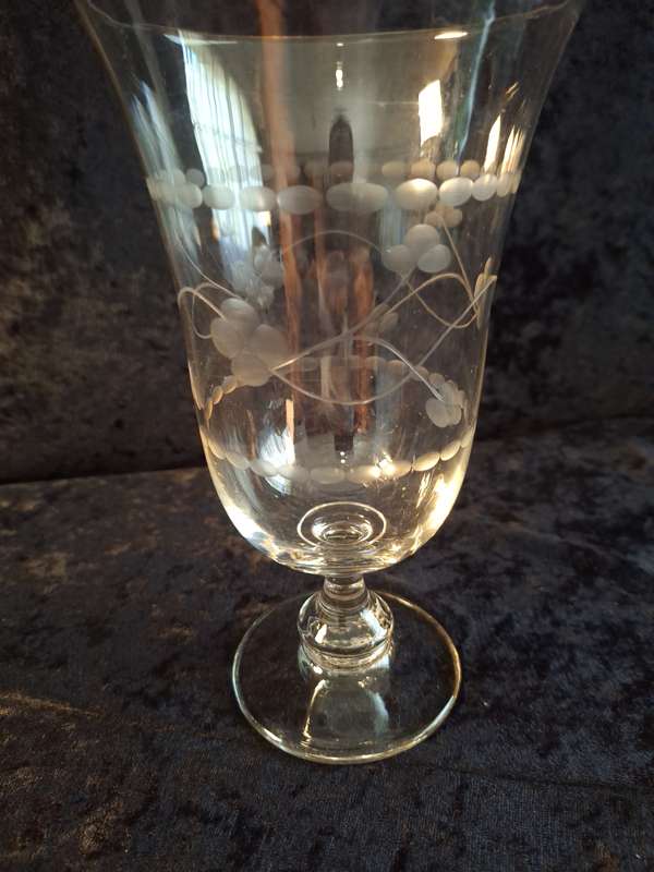 Beautiful Vintage Hand Cut Glass Vase