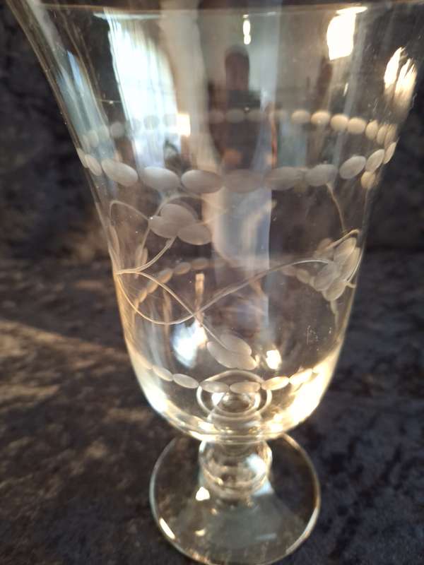 Beautiful Vintage Hand Cut Glass Vase