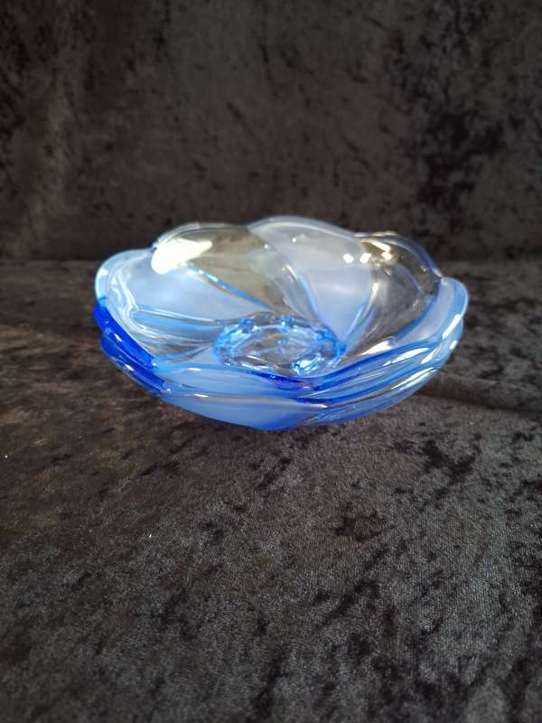 Vintage Set of Walther Glass Bowls.