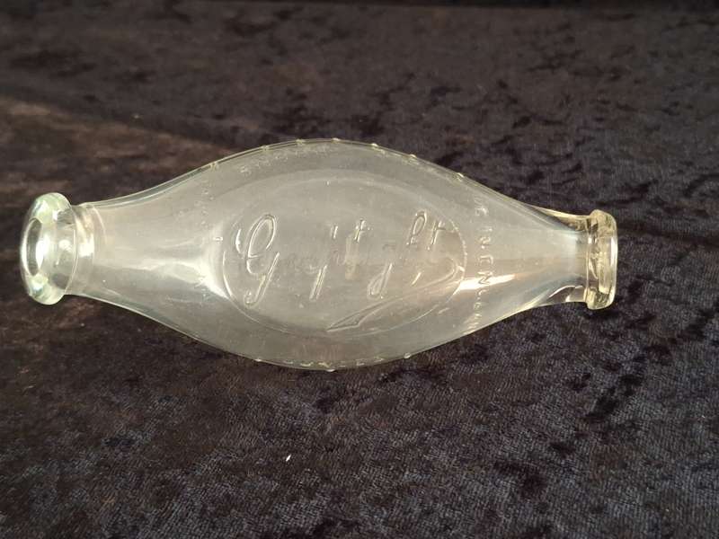 Vintage Glass Griptight England Baby Feeding Bottle.