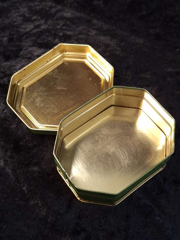 Vintage Harrods Sweet Tin.