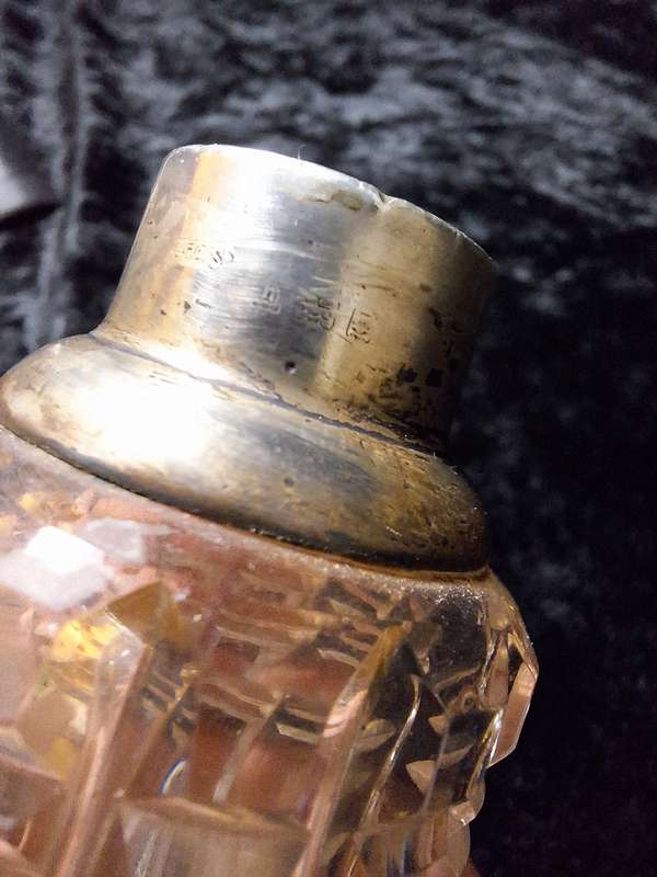 Vintage 1930's Cut Glass Scent Bottle. (Some Small Chips)