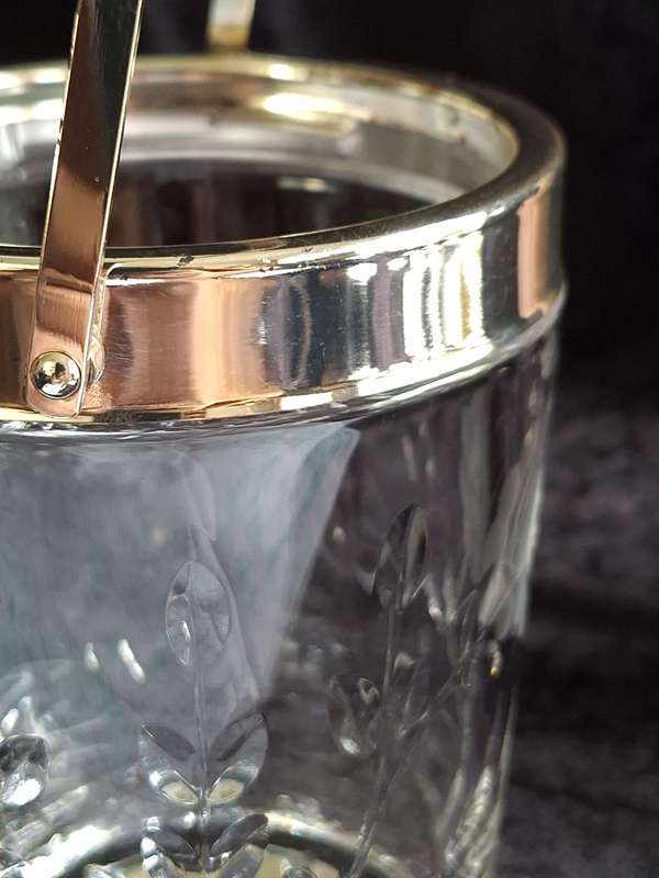 Stunning Vintage Rose Cut Crystal Ice Bucket.
