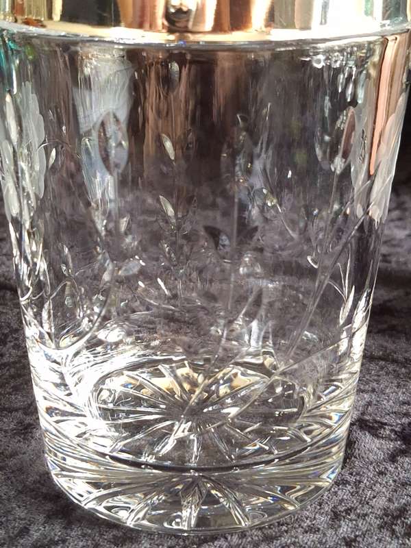 Stunning Vintage Rose Cut Crystal Ice Bucket.