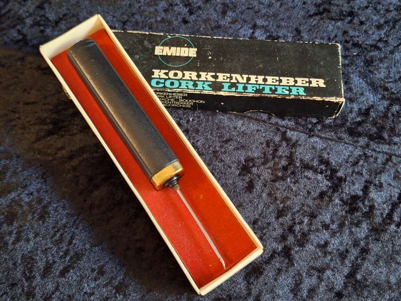 Vintage 1960's Emide Cork Lifter - Original Box.