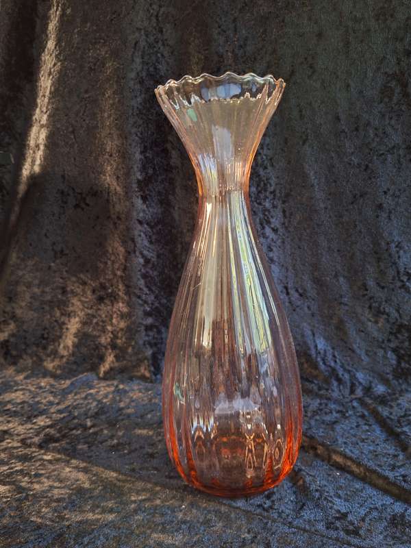 Stunning Vintage Mid-Century Vase.
