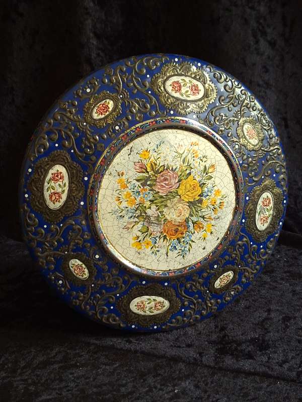 Vintage Dutch Cookie Tin