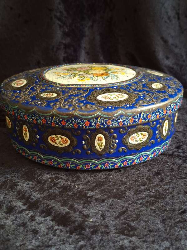Vintage Dutch Cookie Tin