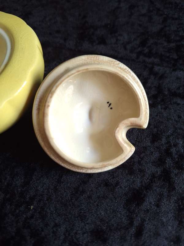 Vintage 1930's Red Current Carlton Ware Jam Pot