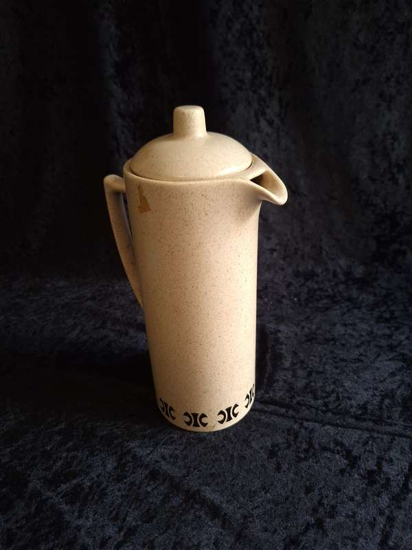 Beautiful Vintage Craneware Stoneware Coffee Pot.