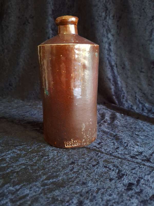 Antique Doulton Lambeth Stoneware Ink Bottle - 1858 to 1910.