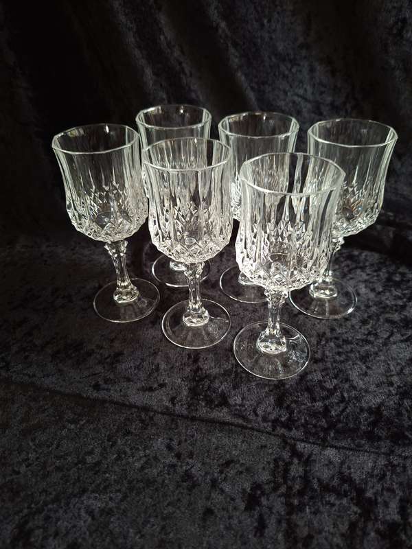 Stunning Set of 6 Vintage Cristal D'Arques White Wine Glasses