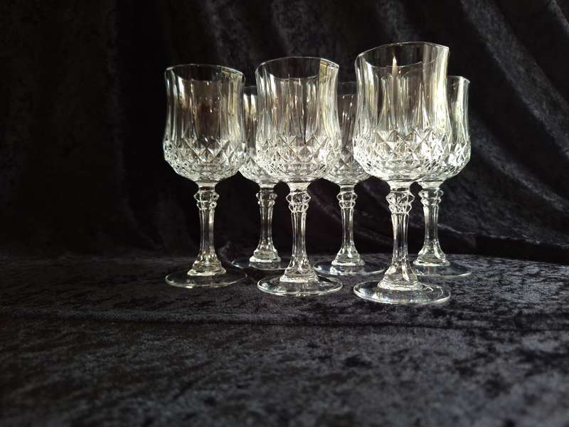 Stunning Set of 6 Vintage Cristal D'Arques White Wine Glasses
