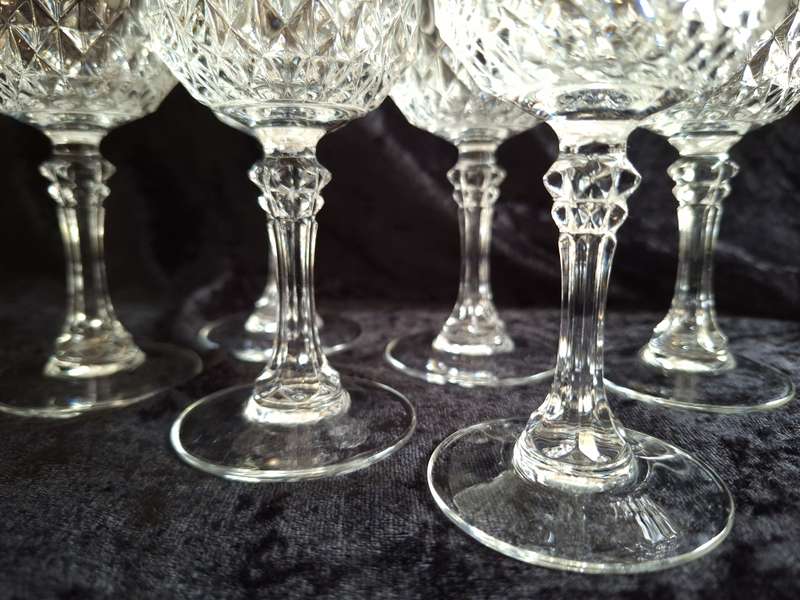 Stunning Set of 6 Vintage Cristal D'Arques White Wine Glasses