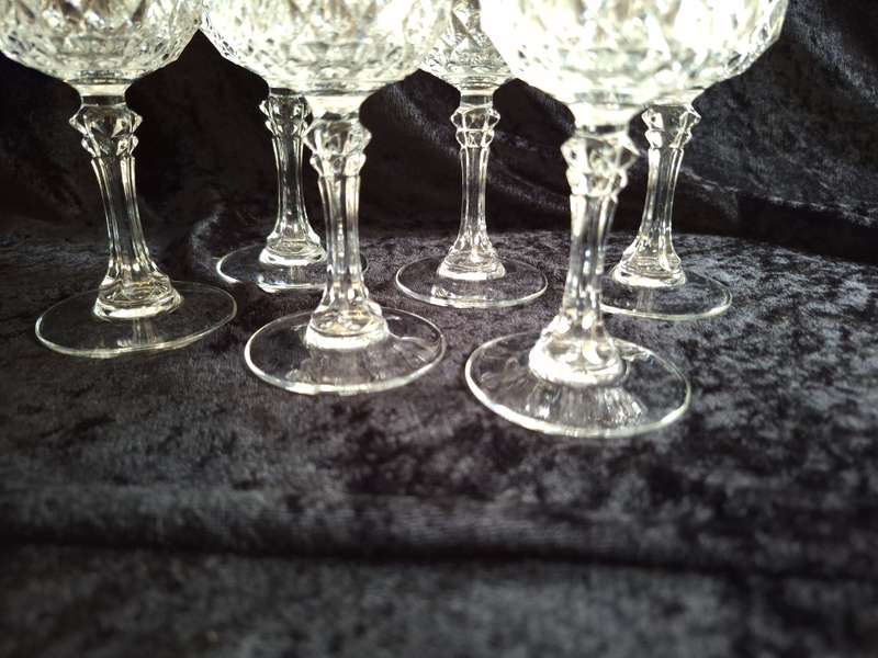 Stunning Set of 6 Vintage Cristal D'Arques White Wine Glasses