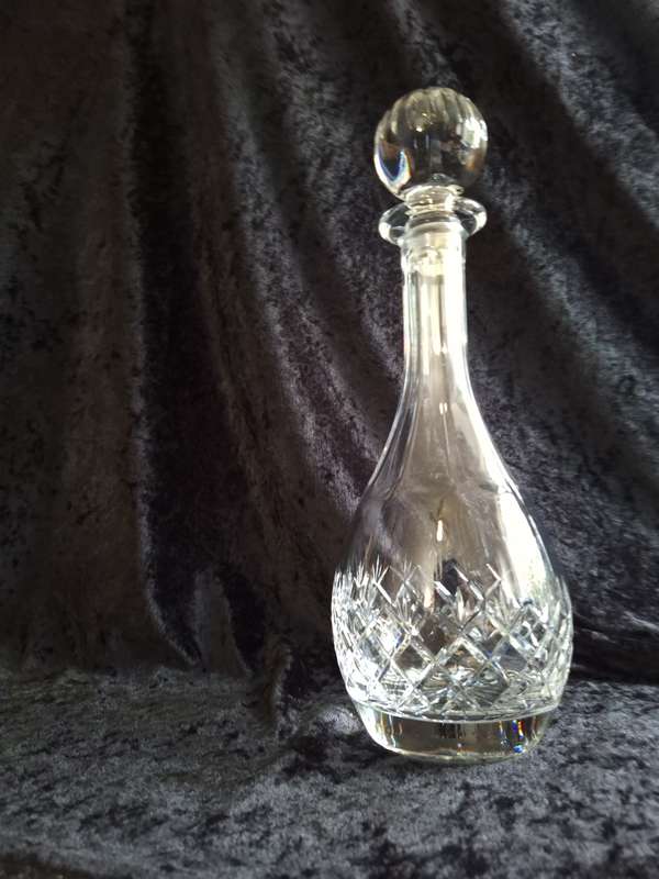 Stunning Vintage Crystal Decanter