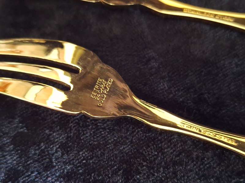 Stunning Set of 24 Crt Gold Plated Eetrite Cake Forks & Teaspoons.