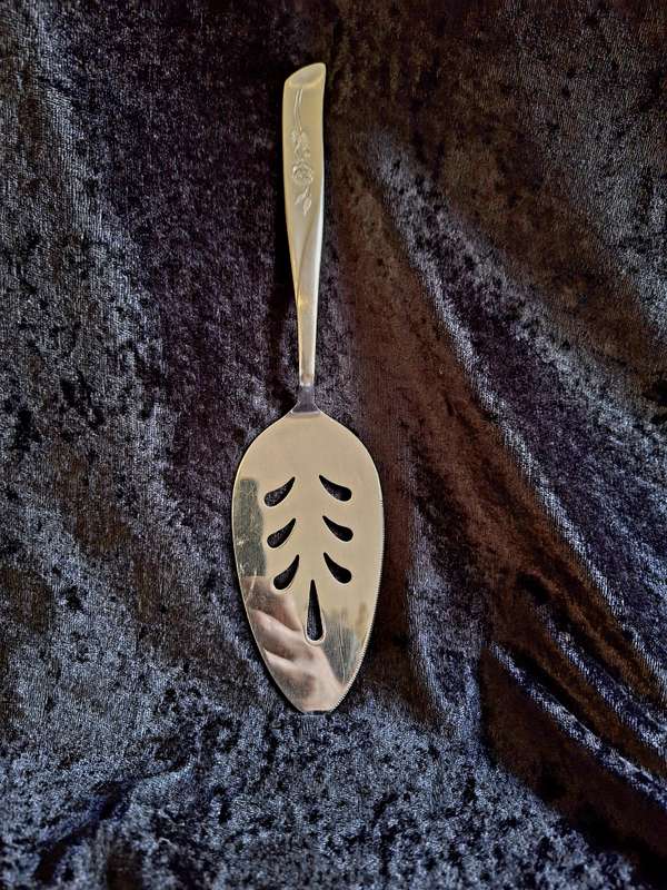 Vintage Eetrite Rosita Stainless-Steel Cake/Pie Server.