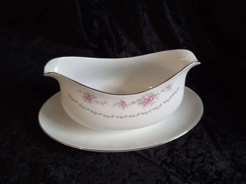 Beautiful Vintage Nagoya Pink Rose Fine China Gravy Bout with fixed tray.