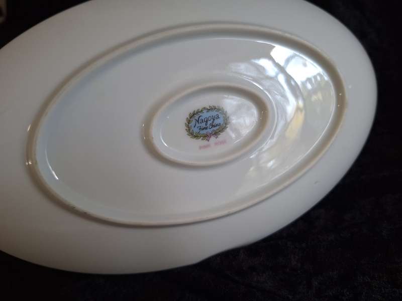 Beautiful Vintage Nagoya Pink Rose Fine China Gravy Bout with fixed tray.
