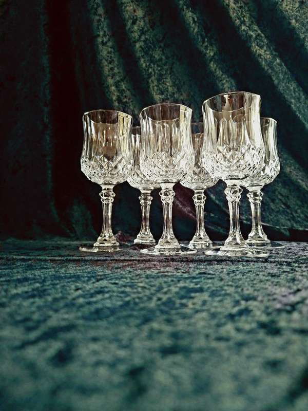 Stunning Set of 6 Vintage Cristal D'Arques White Wine Glasses
