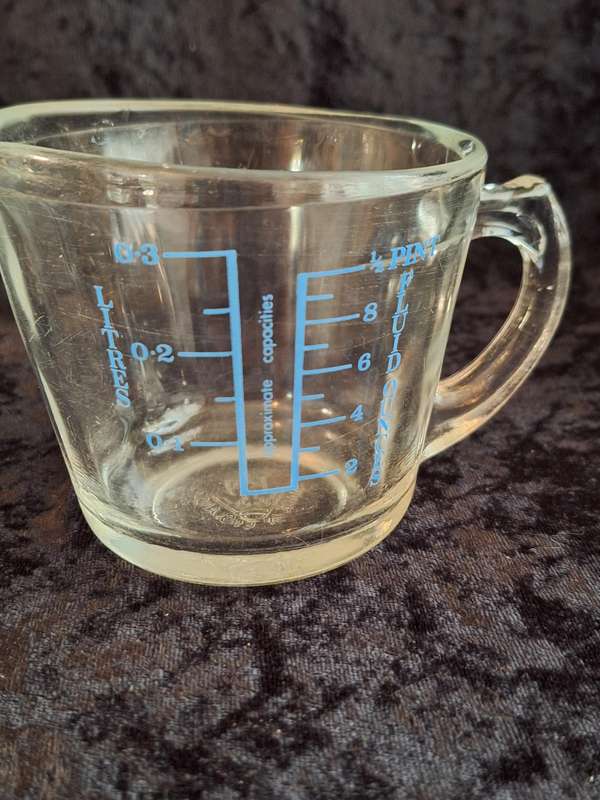 Vintage JAJ (PYREX) Made in England Glass Measuring Jug