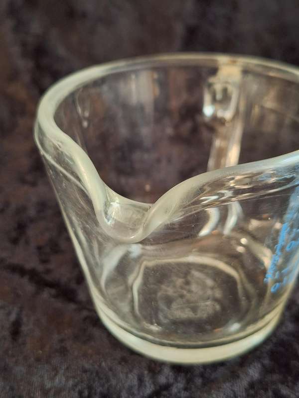 Vintage JAJ (PYREX) Made in England Glass Measuring Jug