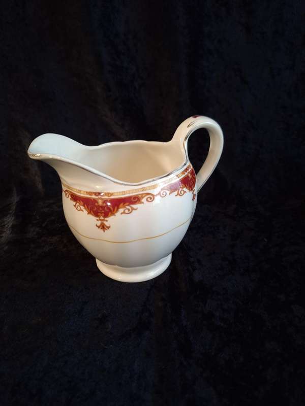 Vintage Grindley Cream Petal Jug