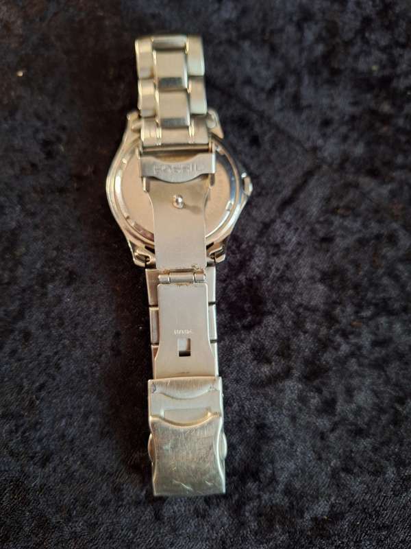 Fossil - Blue Men's Wristwatch - 100 Meters Water Resistant.