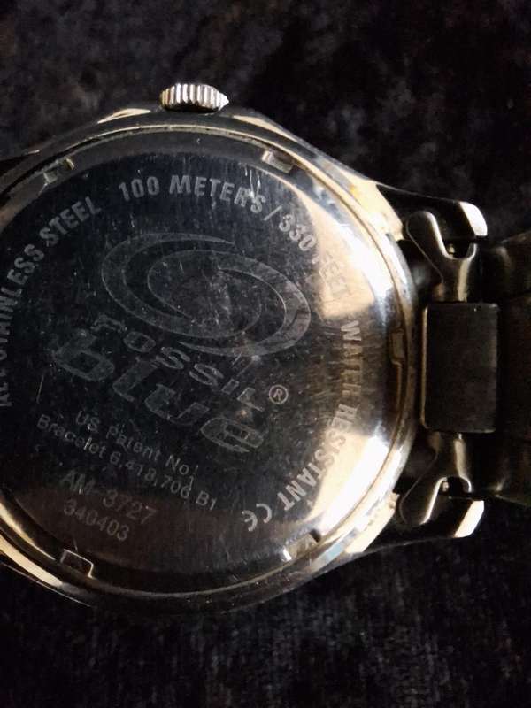 Fossil - Blue Men's Wristwatch - 100 Meters Water Resistant.