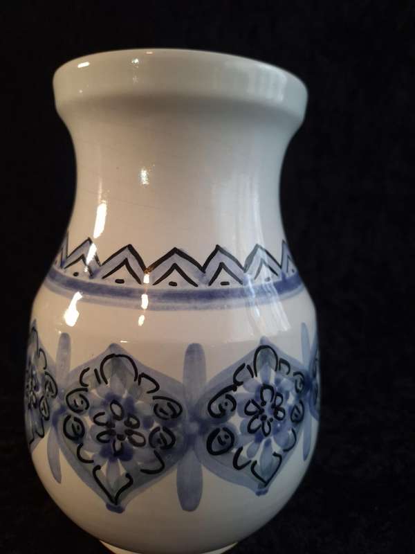 Beautiful Vintage Hand Painted Blue and White Vase